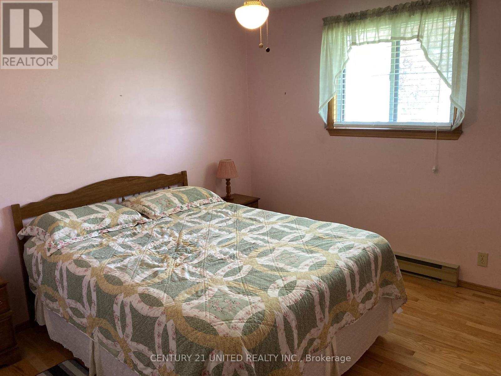496 Pigeon Lake Road, Kawartha Lakes (Ops), Ontario  K9V 4R3 - Photo 21 - X12181657