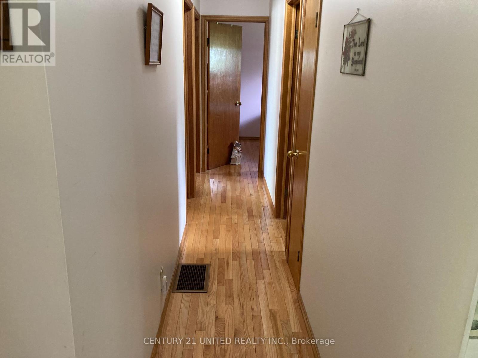 496 Pigeon Lake Road, Kawartha Lakes (Ops), Ontario  K9V 4R3 - Photo 26 - X12181657