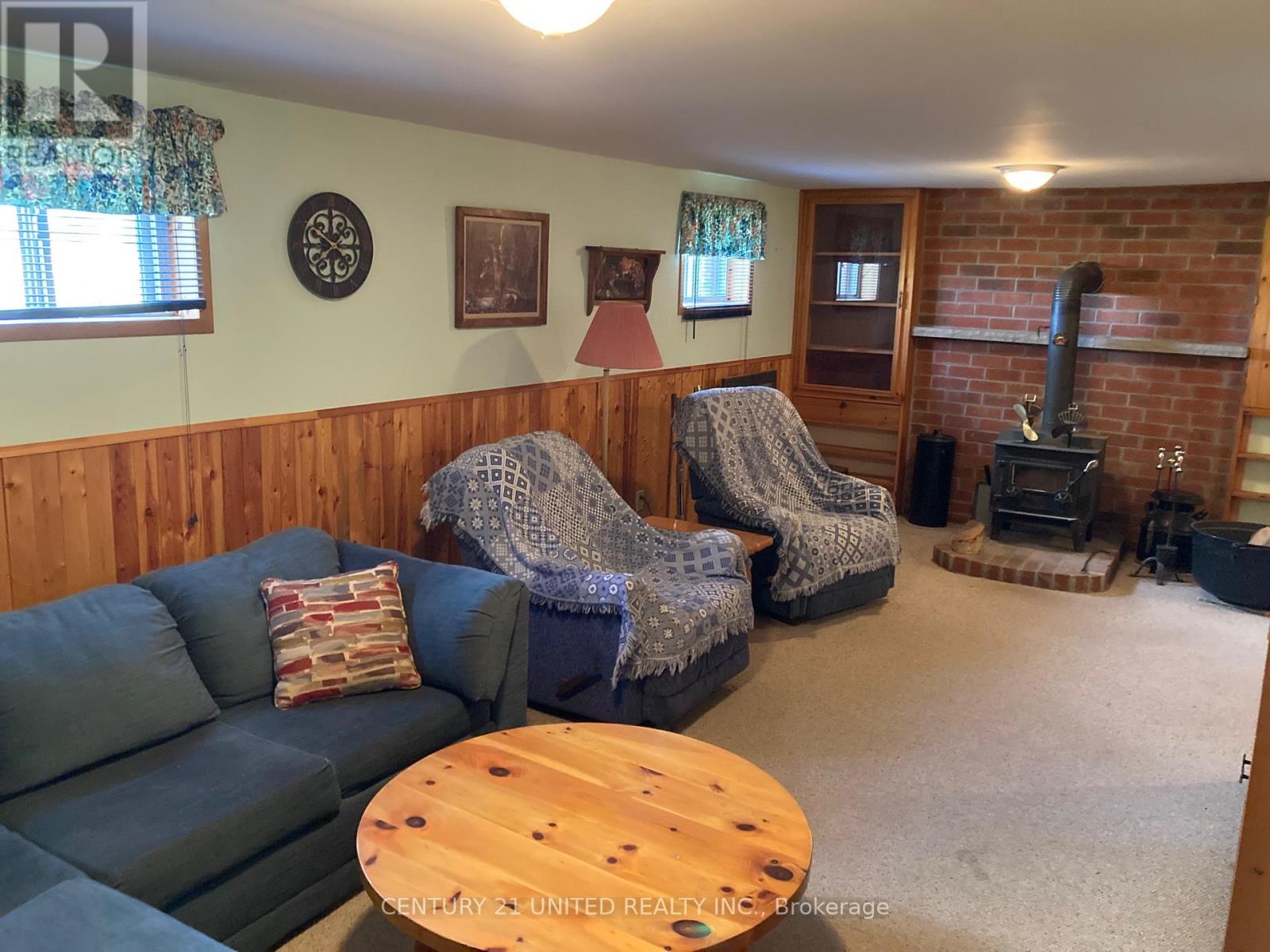 496 Pigeon Lake Road, Kawartha Lakes (Ops), Ontario  K9V 4R3 - Photo 27 - X12181657