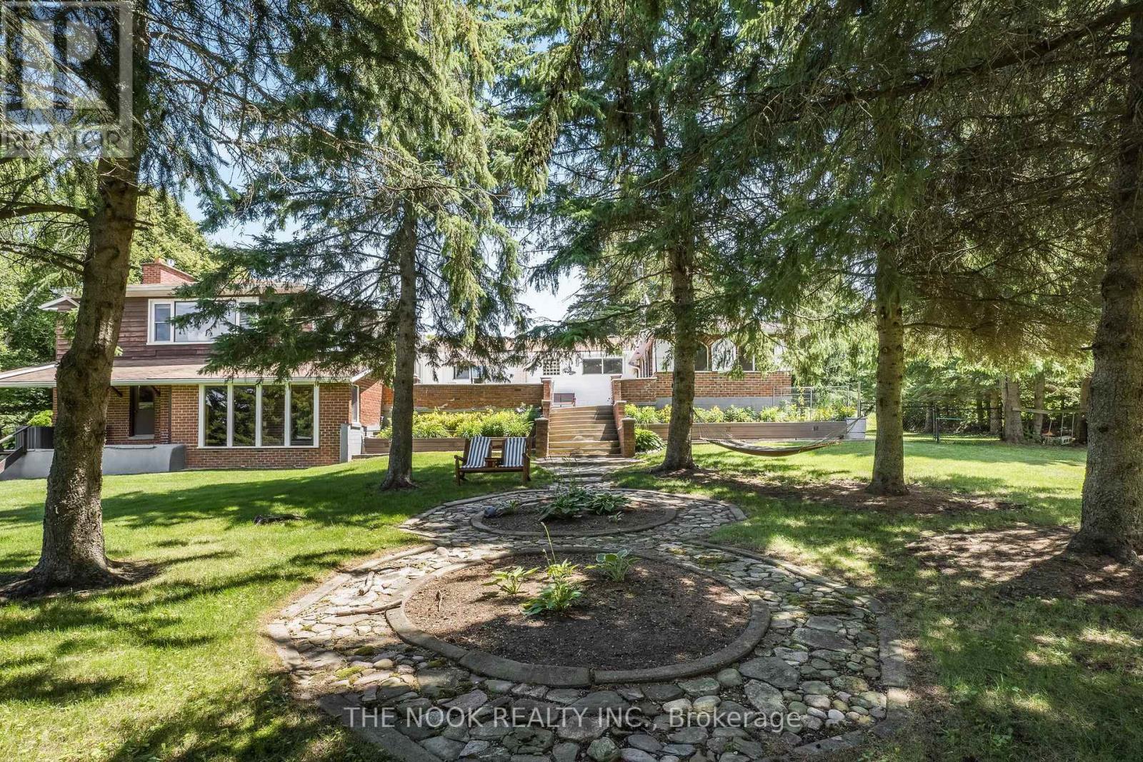 201 Ski Hill Road, Kawartha Lakes (Bethany), Ontario  L0A 1A0 - Photo 29 - X12181761