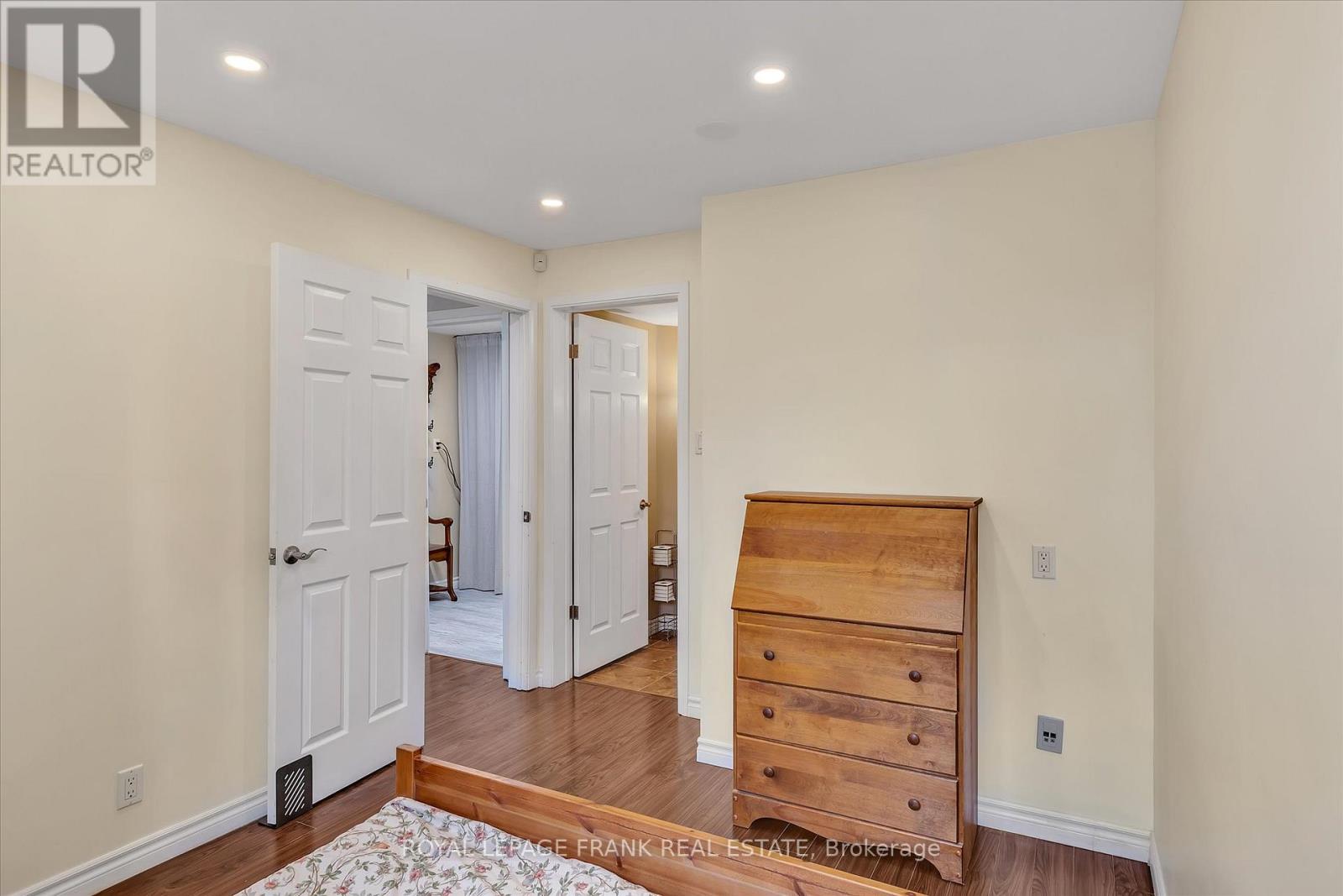1690 Pinehill Drive, Peterborough West (North), Ontario  K9J 7G4 - Photo 28 - X12181855