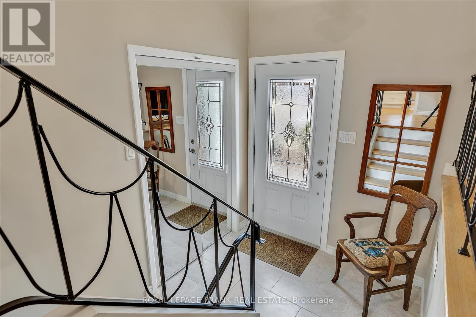 1690 Pinehill Drive, Peterborough West (North), Ontario  K9J 7G4 - Photo 5 - X12181855