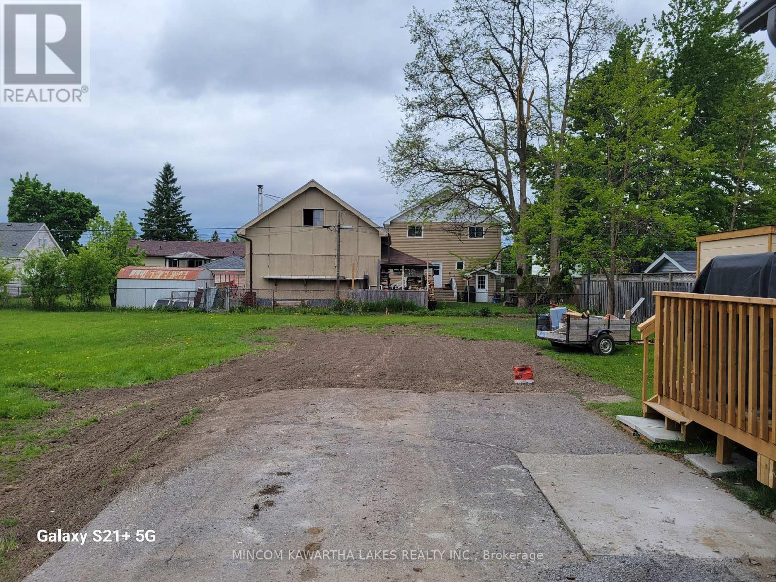 889 Western Avenue, Peterborough Central (South), Ontario  K9J 5W1 - Photo 11 - X12181931