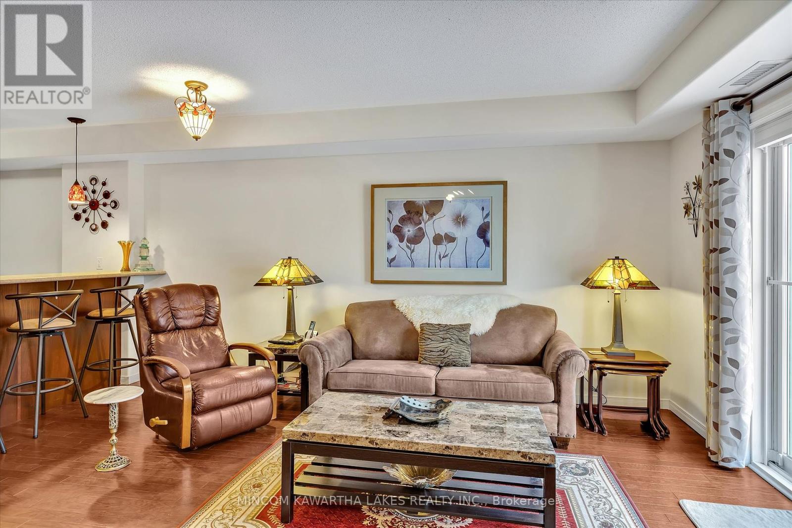 102 - 306 Spillsbury Drive, Peterborough West (South), Ontario  K9K 0B5 - Photo 7 - X12181997
