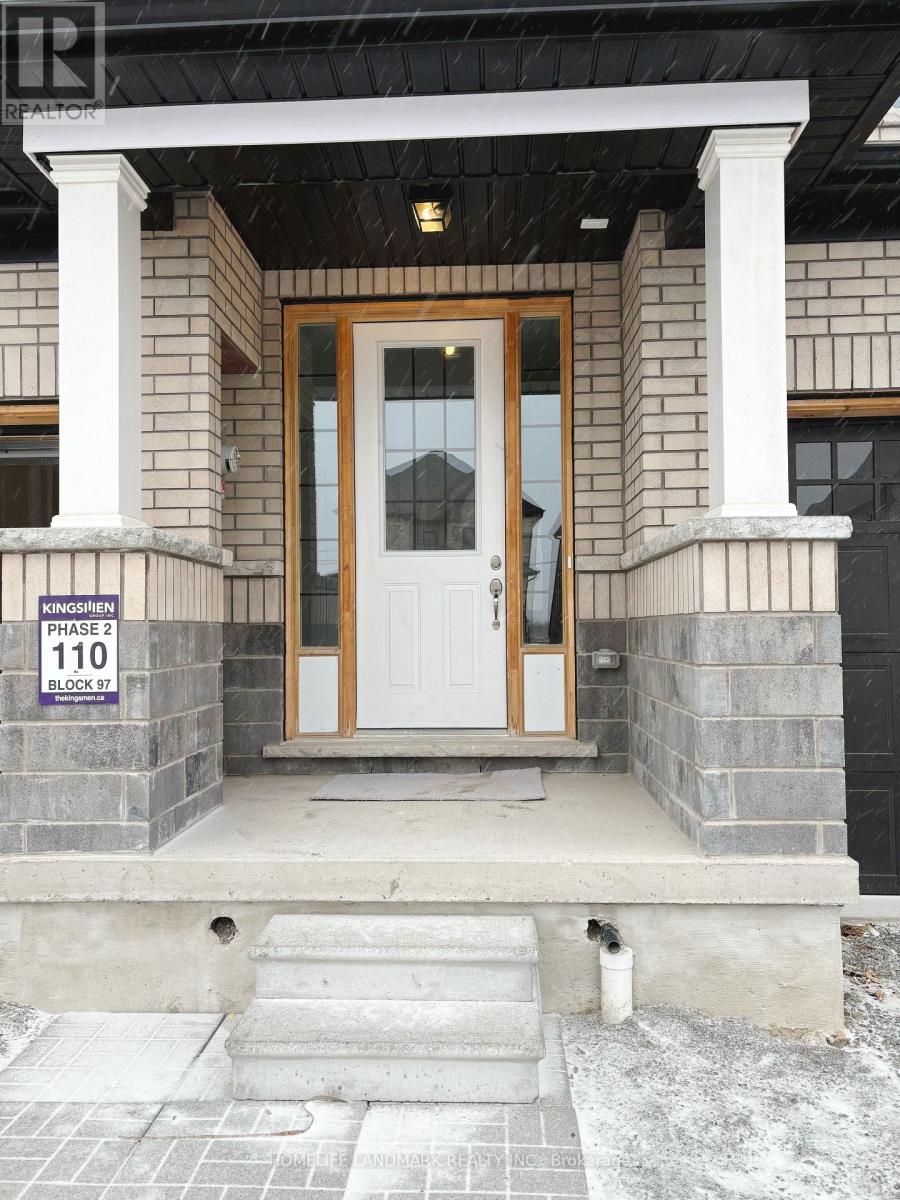 77 Butler Avenue, Kawartha Lakes (Lindsay), Ontario  K9V 0S2 - Photo 3 - X12181912