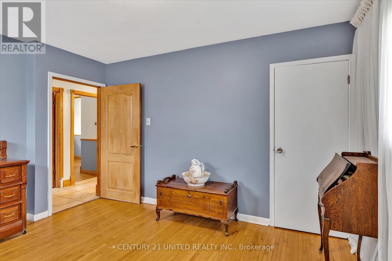 28 Larchwood Avenue, Peterborough West (Central), Ontario  K9J 1M6 - Photo 20 - X12182240