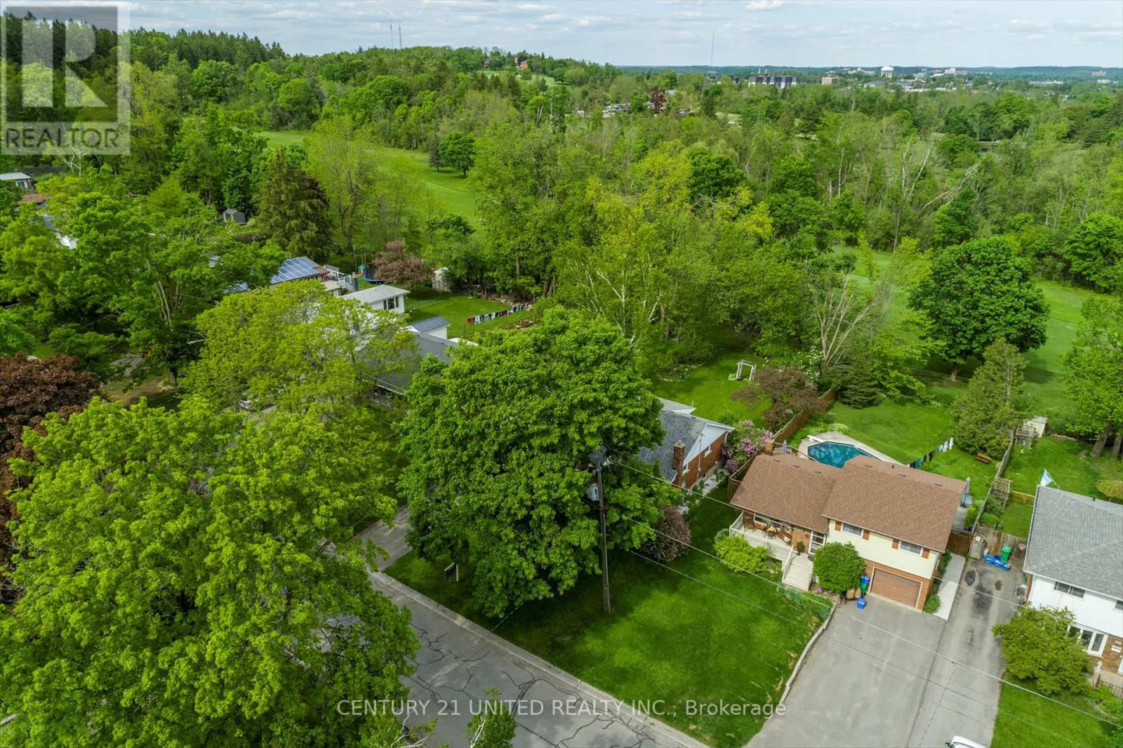28 Larchwood Avenue, Peterborough West (Central), Ontario  K9J 1M6 - Photo 41 - X12182240