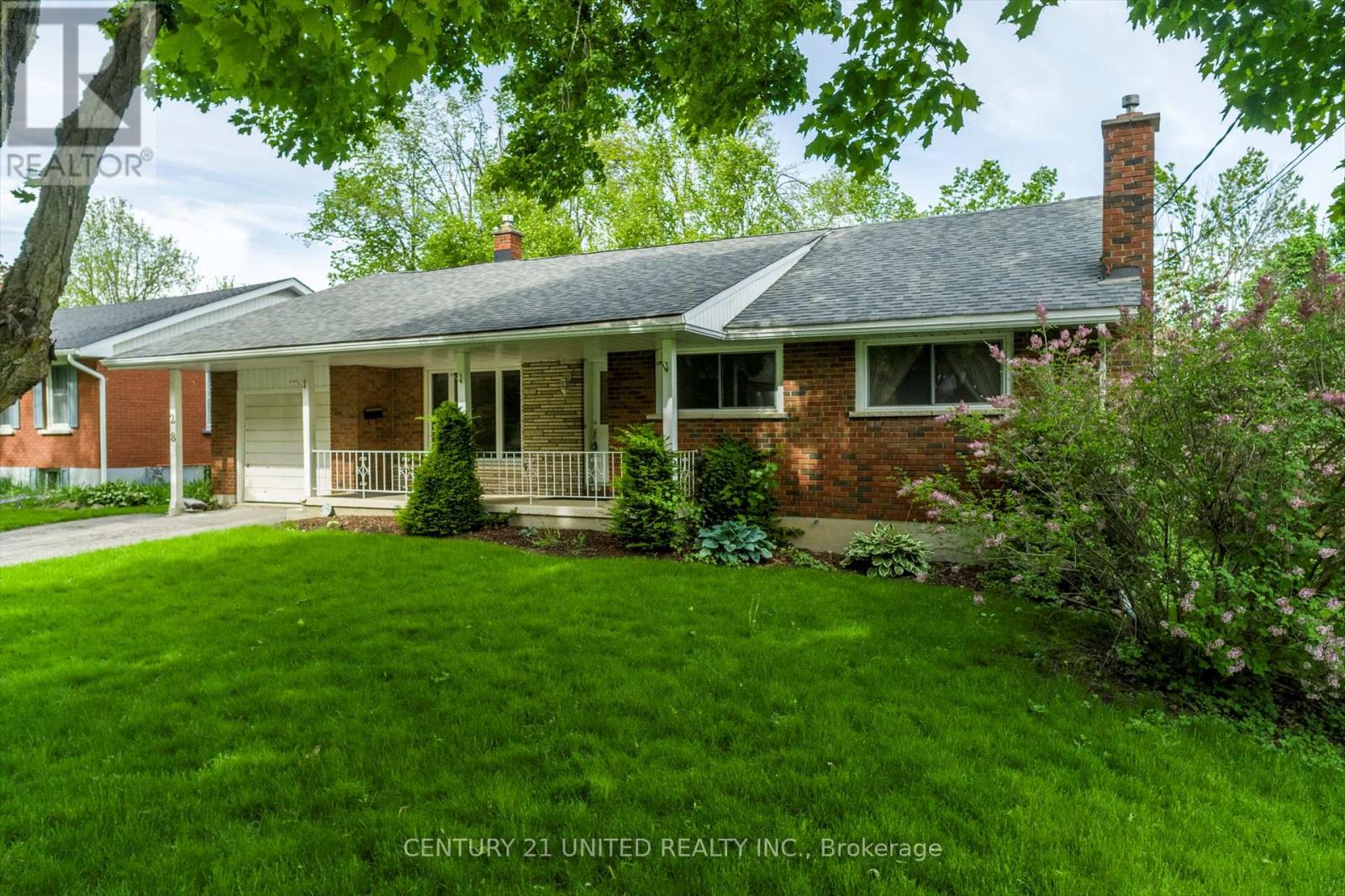 28 Larchwood Avenue, Peterborough West (Central), Ontario  K9J 1M6 - Photo 42 - X12182240