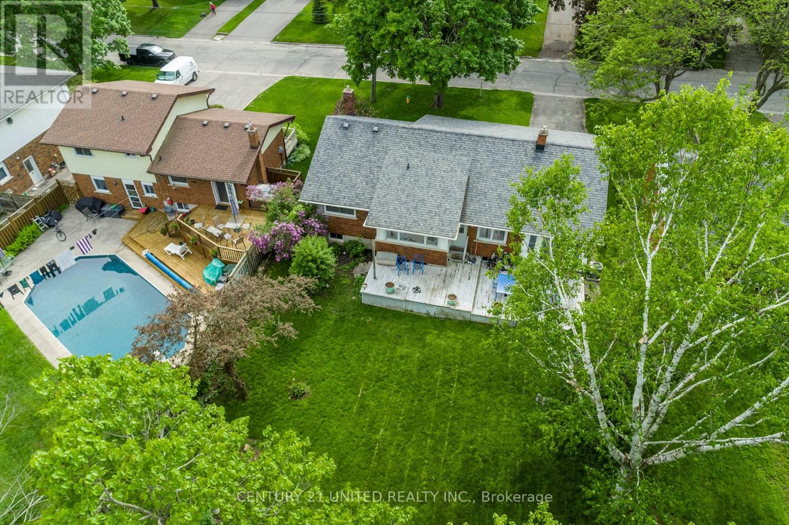 28 Larchwood Avenue, Peterborough West (Central), Ontario  K9J 1M6 - Photo 48 - X12182240