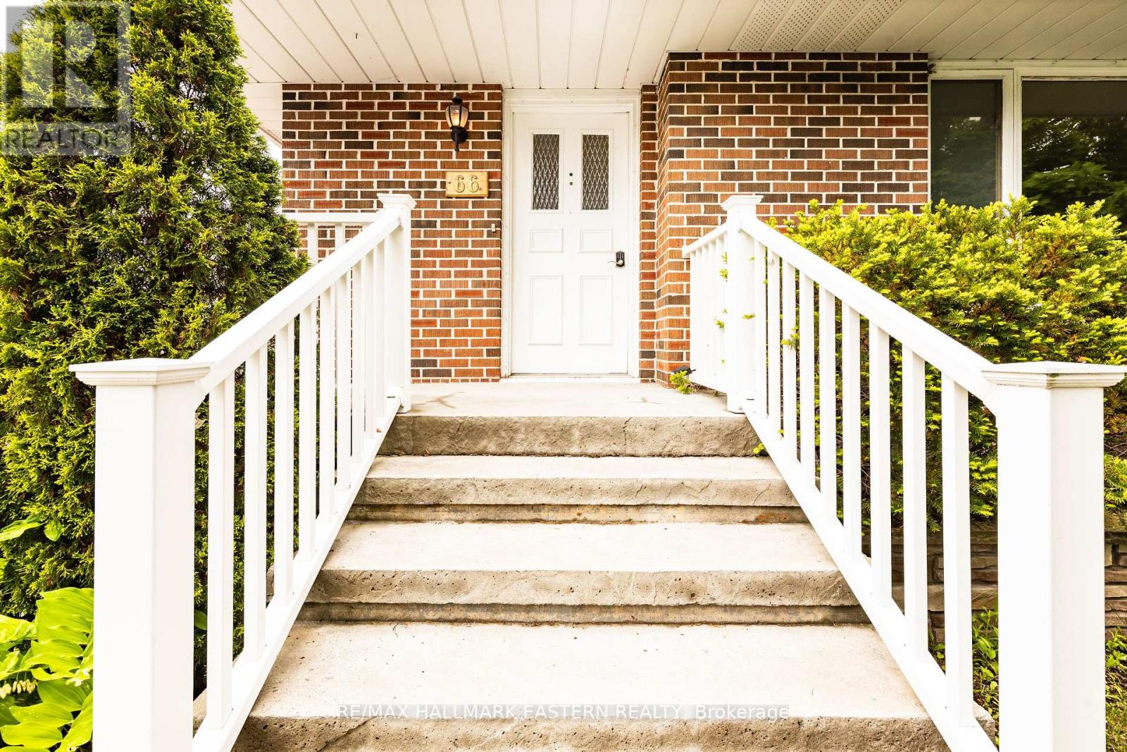 66 Doxsee Avenue N, Trent Hills (Campbellford), Ontario  K0L 1L0 - Photo 2 - X12183585