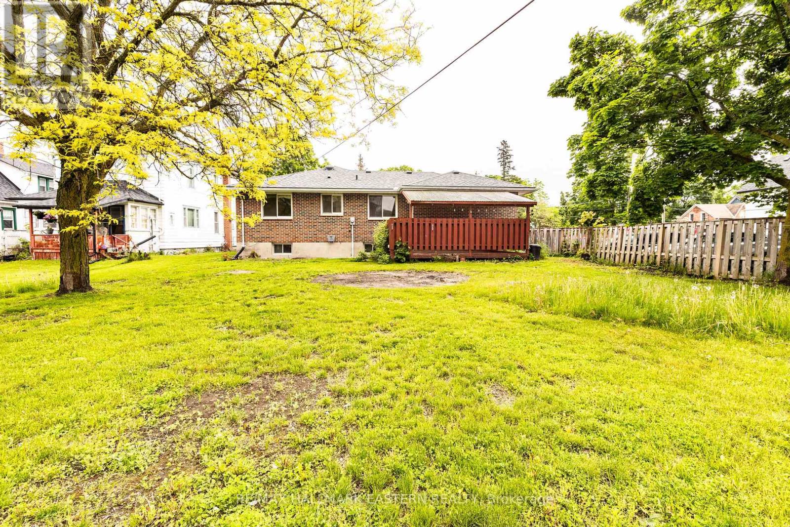 66 Doxsee Avenue N, Trent Hills (Campbellford), Ontario  K0L 1L0 - Photo 3 - X12183585
