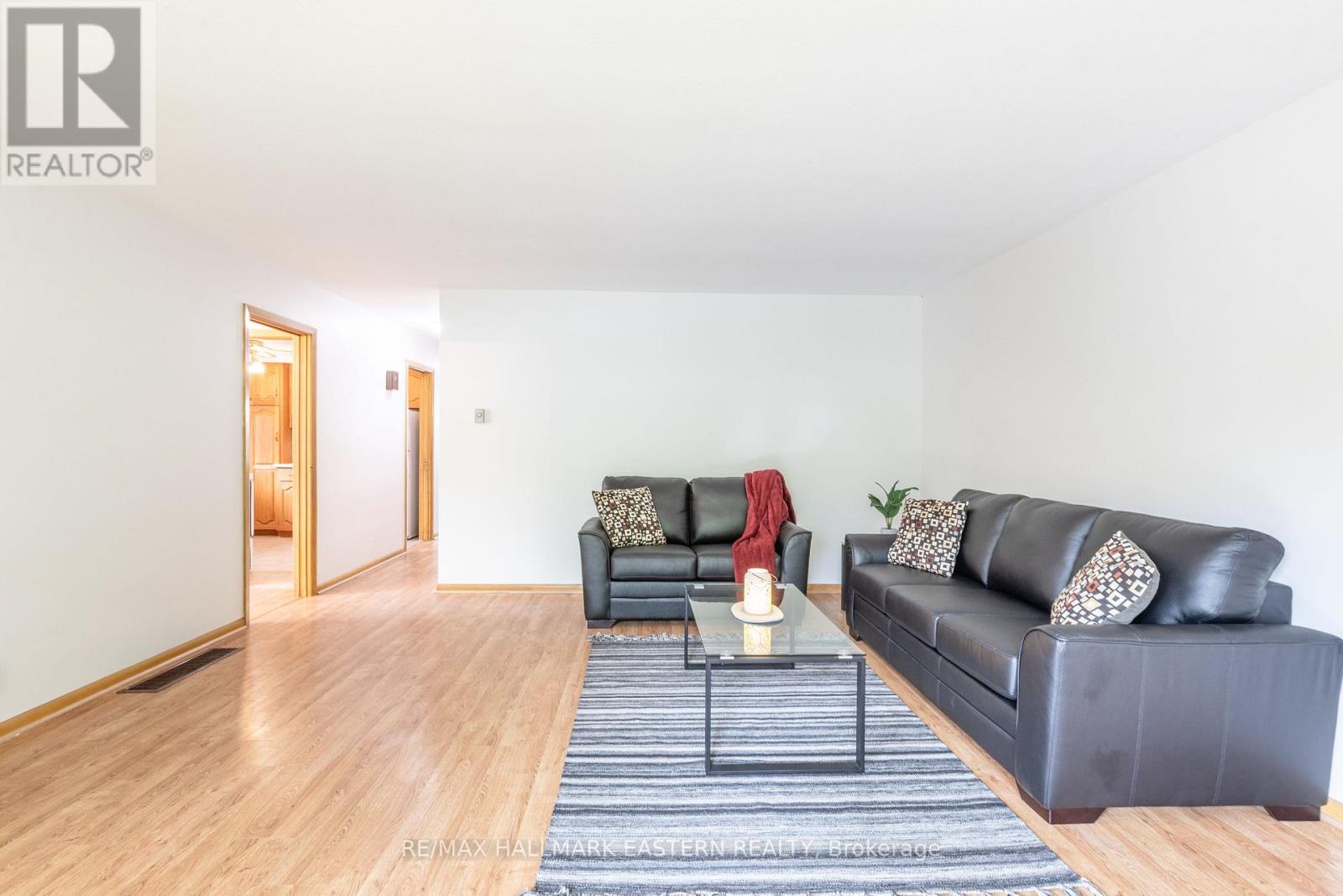 66 Doxsee Avenue N, Trent Hills (Campbellford), Ontario  K0L 1L0 - Photo 6 - X12183585