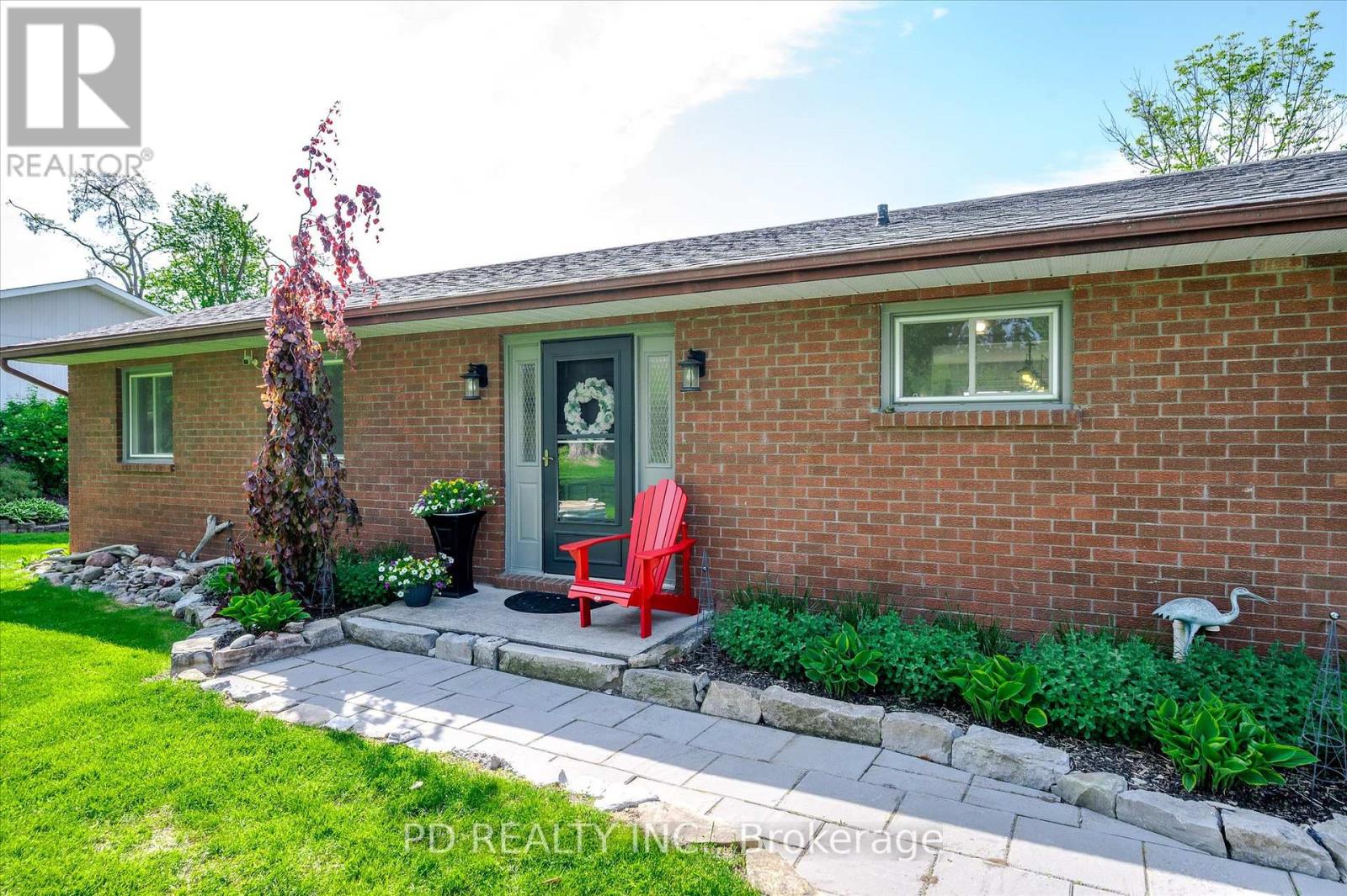 112 Clearview Drive, Kawartha Lakes (Emily), Ontario  K0L 2W0 - Photo 10 - X12183767