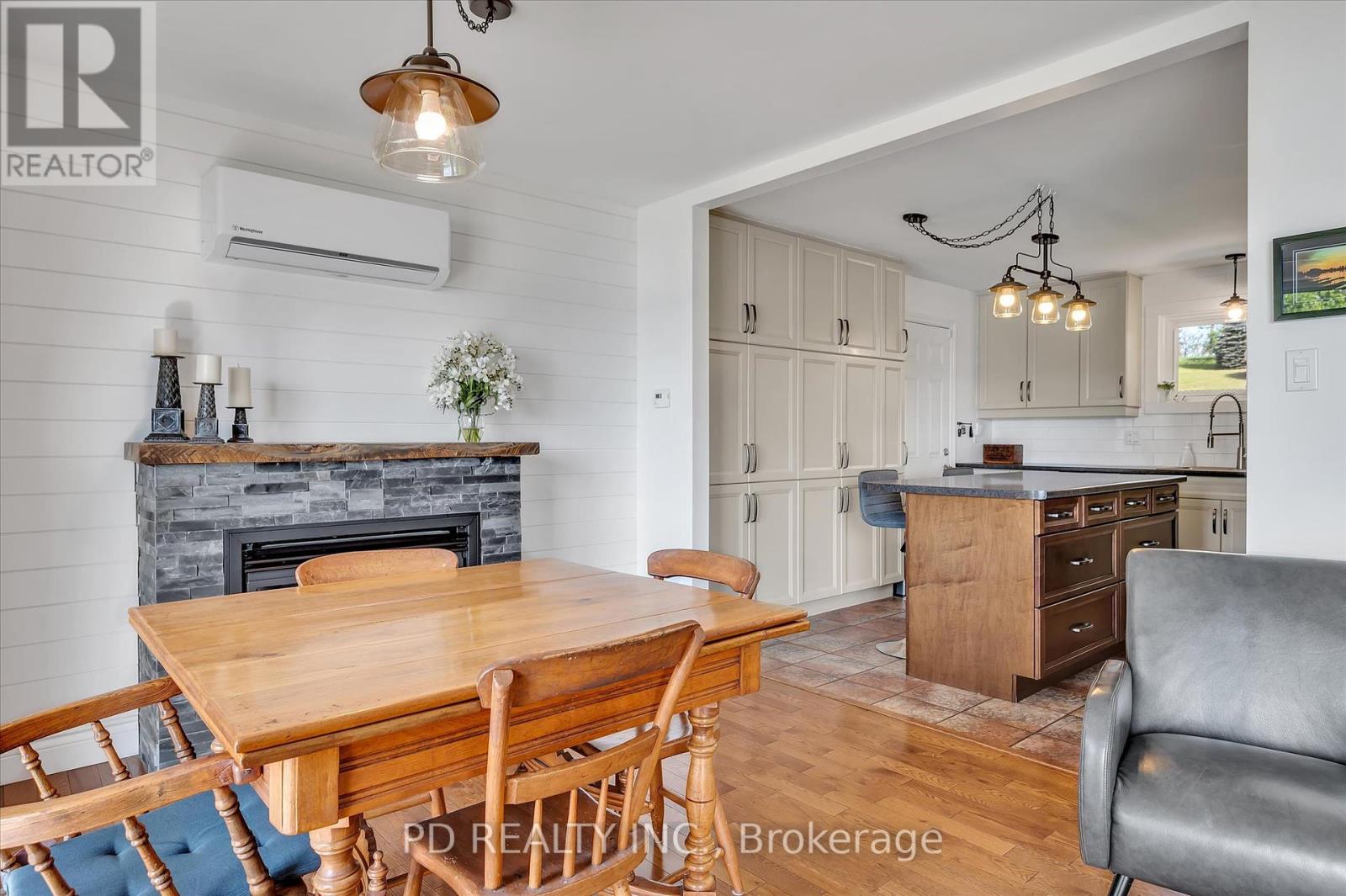 112 Clearview Drive, Kawartha Lakes (Emily), Ontario  K0L 2W0 - Photo 14 - X12183767