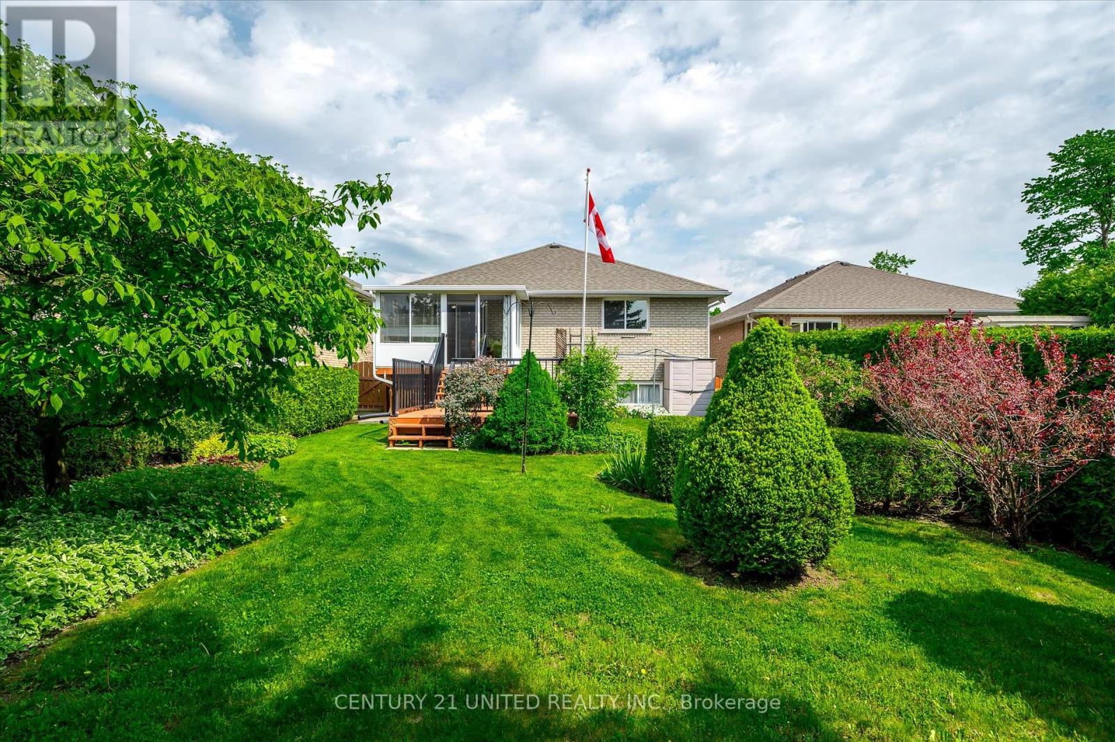 1329 White Crescent, Peterborough West (North), Ontario  K9K 2L6 - Photo 21 - X12183892