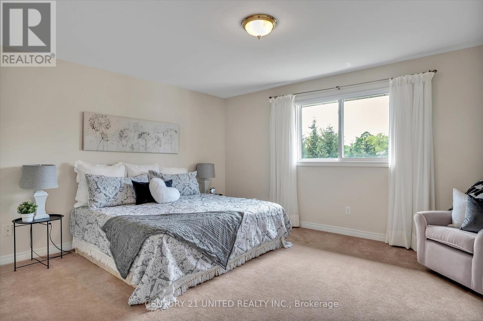 1329 White Crescent, Peterborough West (North), Ontario  K9K 2L6 - Photo 23 - X12183892
