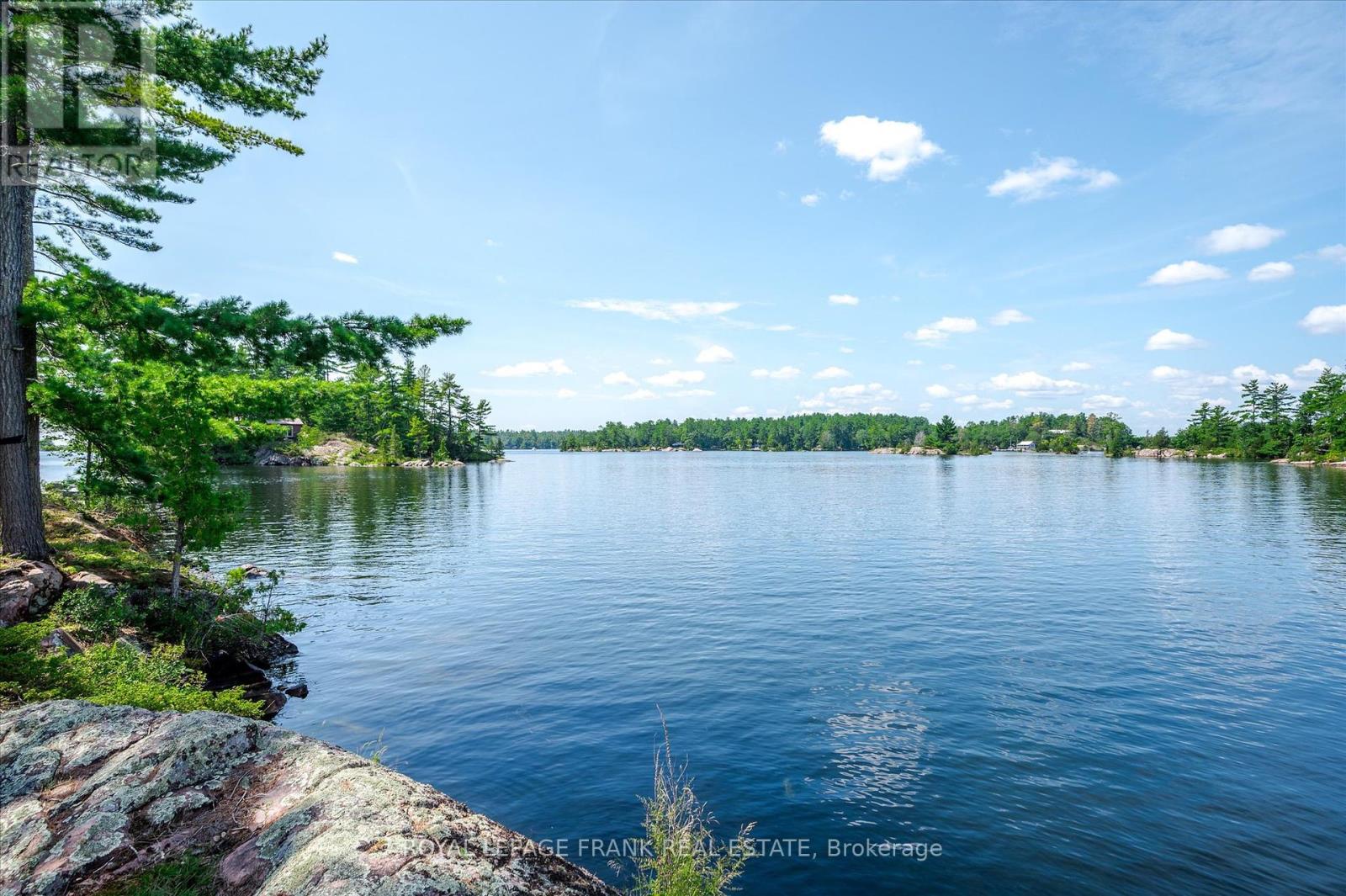 484 Juniper Island, Douro-Dummer, Ontario  K0L 2C0 - Photo 28 - X12184091