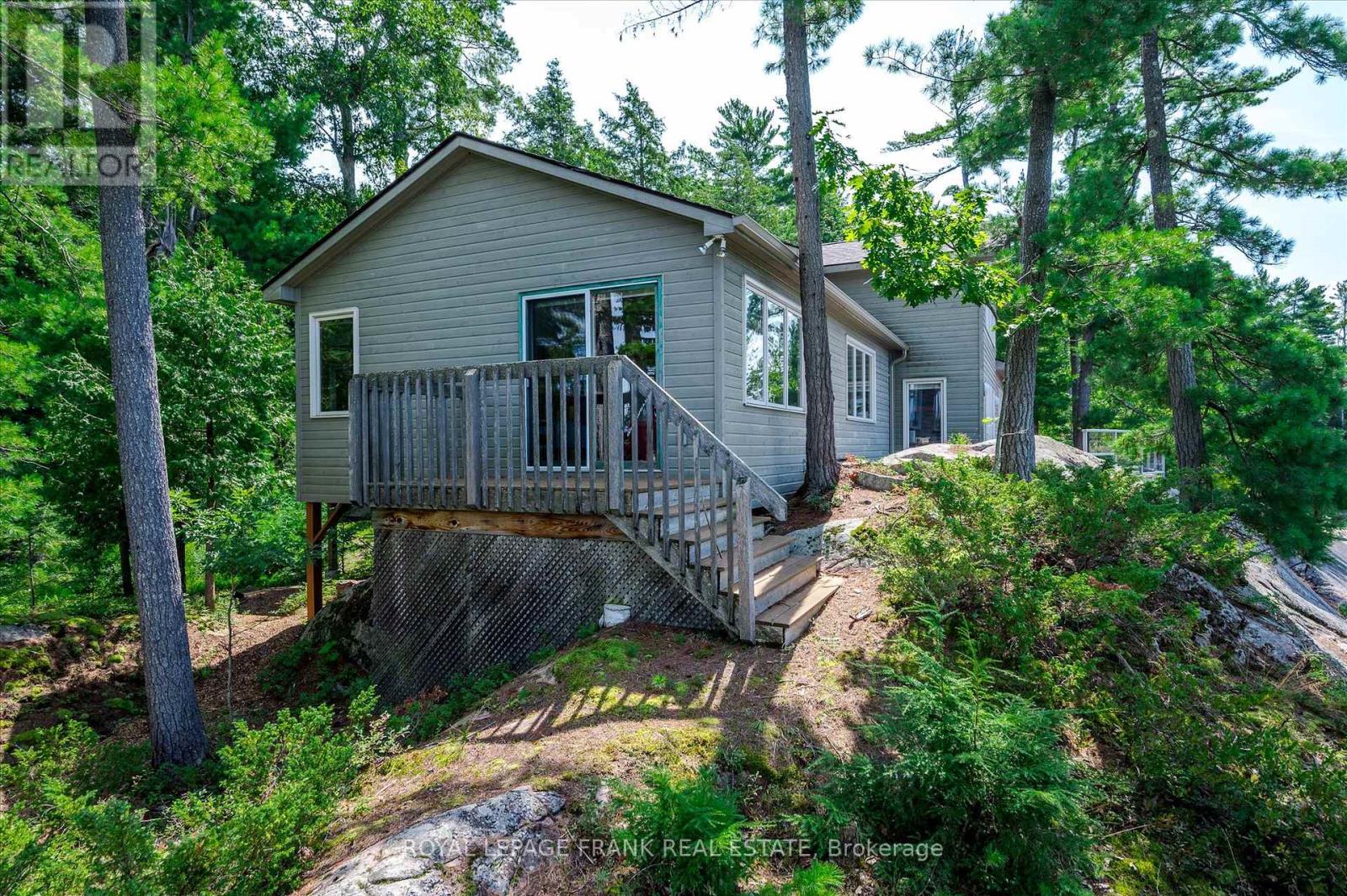 484 Juniper Island, Douro-Dummer, Ontario  K0L 2C0 - Photo 29 - X12184091