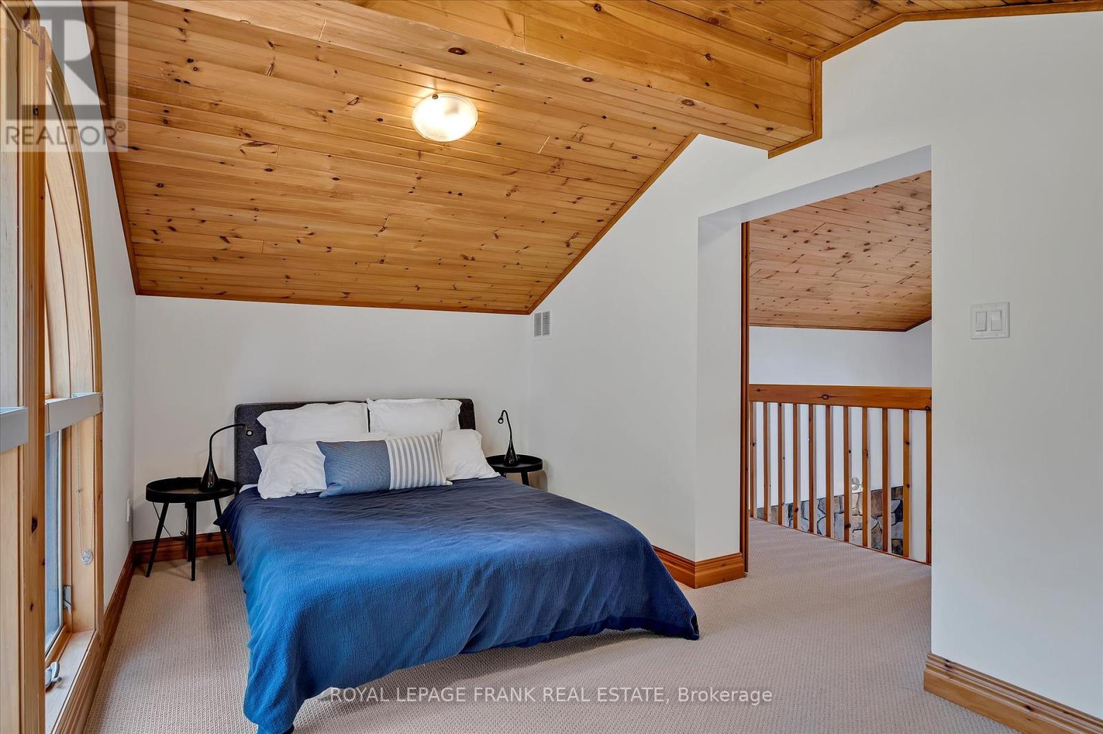 484 Juniper Island, Douro-Dummer, Ontario  K0L 2C0 - Photo 34 - X12184091