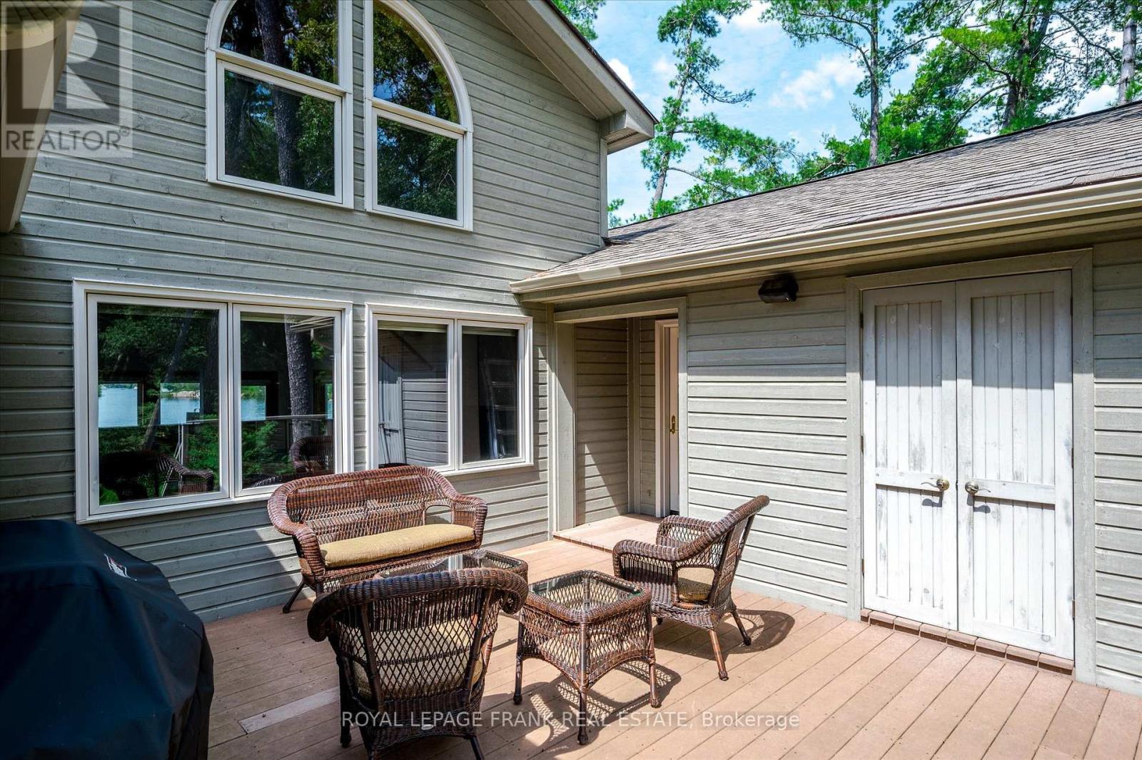 484 Juniper Island, Douro-Dummer, Ontario  K0L 2C0 - Photo 36 - X12184091