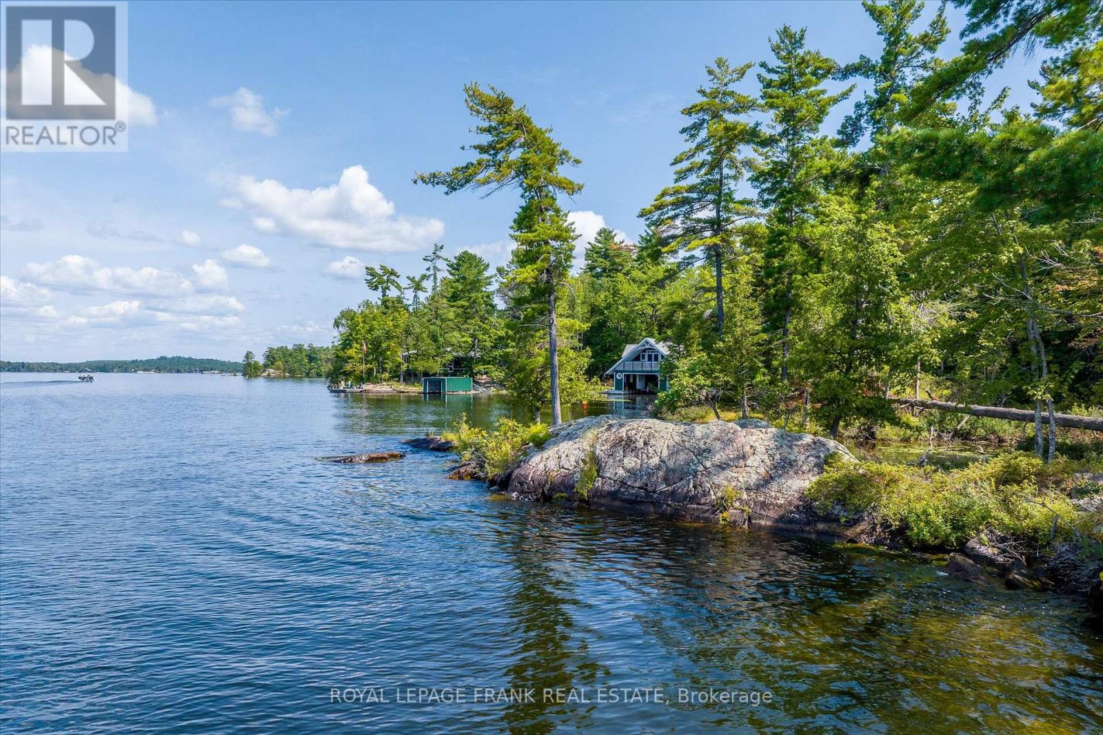 484 Juniper Island, Douro-Dummer, Ontario  K0L 2C0 - Photo 39 - X12184091