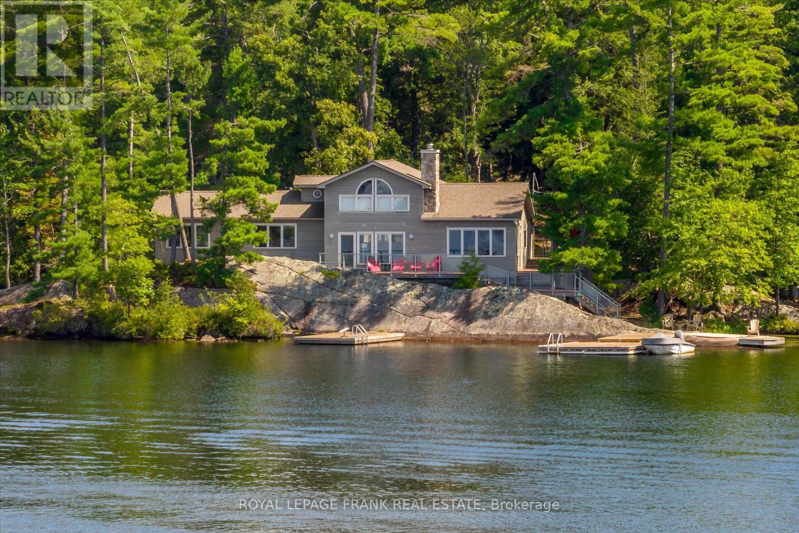 484 Juniper Island, Douro-Dummer, Ontario  K0L 2C0 - Photo 8 - X12184091