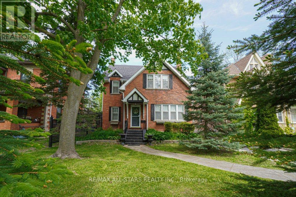 76 BOND STREET W, kawartha lakes (lindsay), Ontario