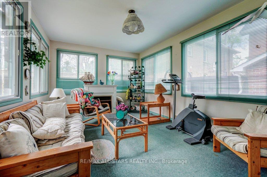 76 Bond Street W, Kawartha Lakes (Lindsay), Ontario  K9V 3R4 - Photo 18 - X12184203
