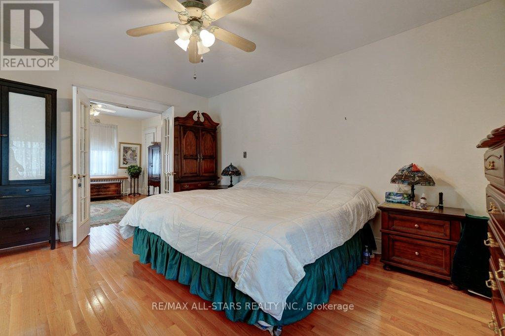 76 Bond Street W, Kawartha Lakes (Lindsay), Ontario  K9V 3R4 - Photo 21 - X12184203