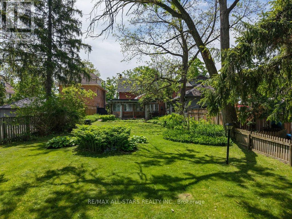 76 Bond Street W, Kawartha Lakes (Lindsay), Ontario  K9V 3R4 - Photo 35 - X12184203