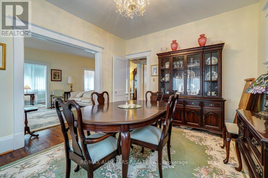 76 Bond Street W, Kawartha Lakes (Lindsay), Ontario  K9V 3R4 - Photo 7 - X12184203