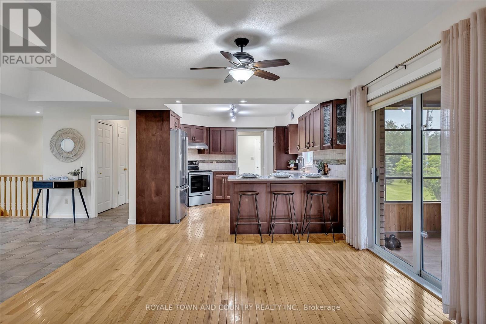 1734 Barton Drive, Selwyn, Ontario  K0L 2H0 - Photo 9 - X12184387