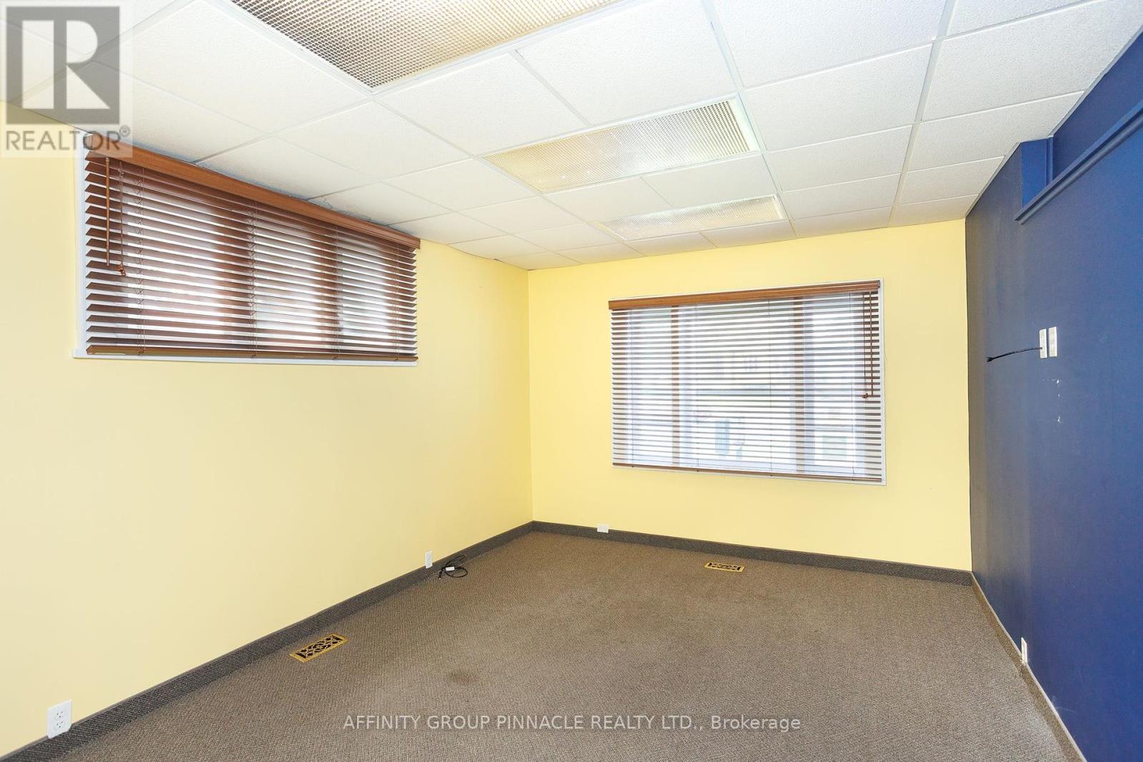 221 Kent Street W, Kawartha Lakes (Lindsay), Ontario  K9V 2Z1 - Photo 23 - X12184425