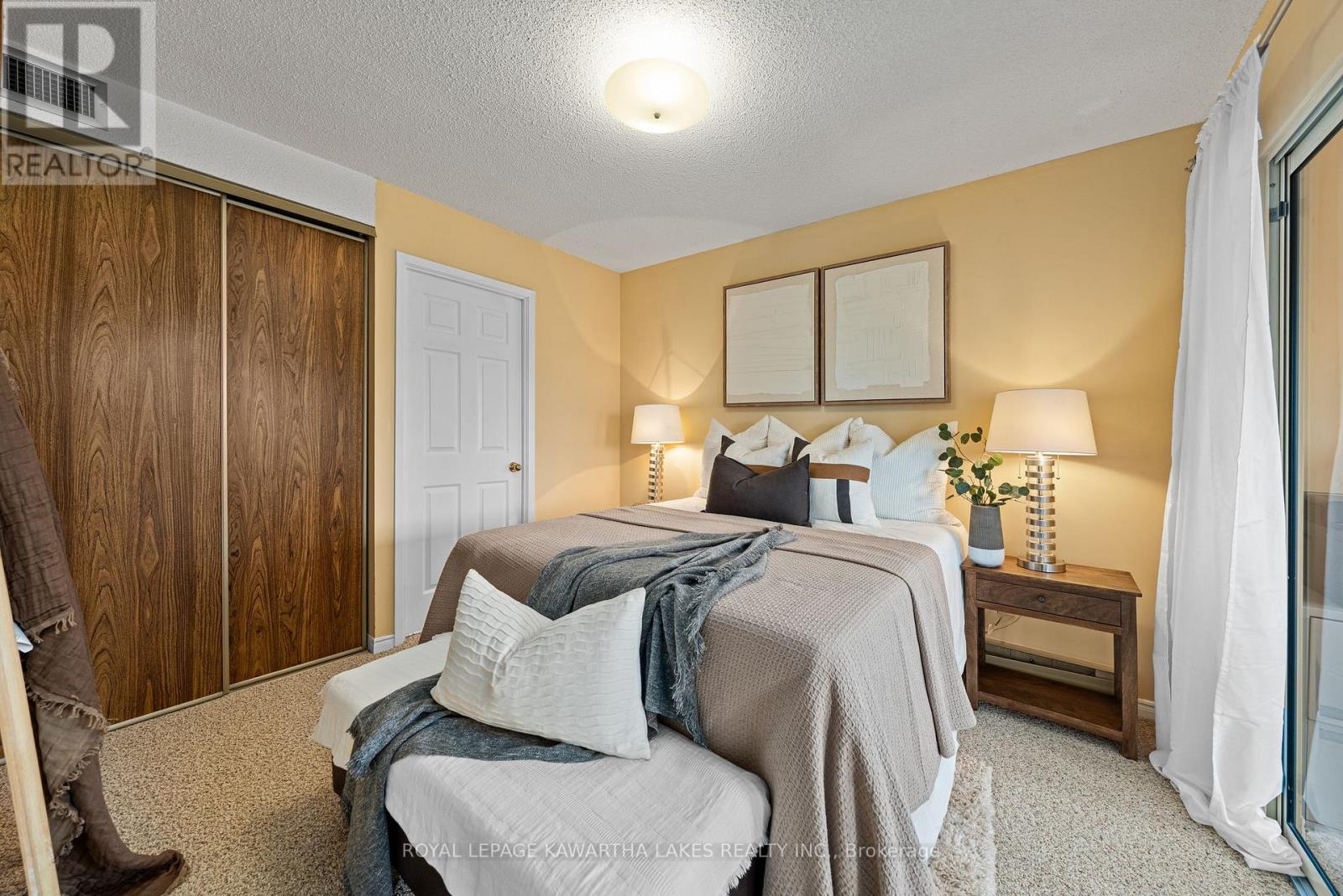 303 - 2 Heritage Way, Kawartha Lakes (Lindsay), Ontario  K9V 5P5 - Photo 27 - X12184565