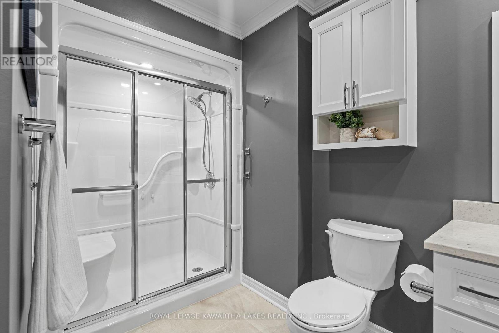 303 - 2 Heritage Way, Kawartha Lakes (Lindsay), Ontario  K9V 5P5 - Photo 35 - X12184565