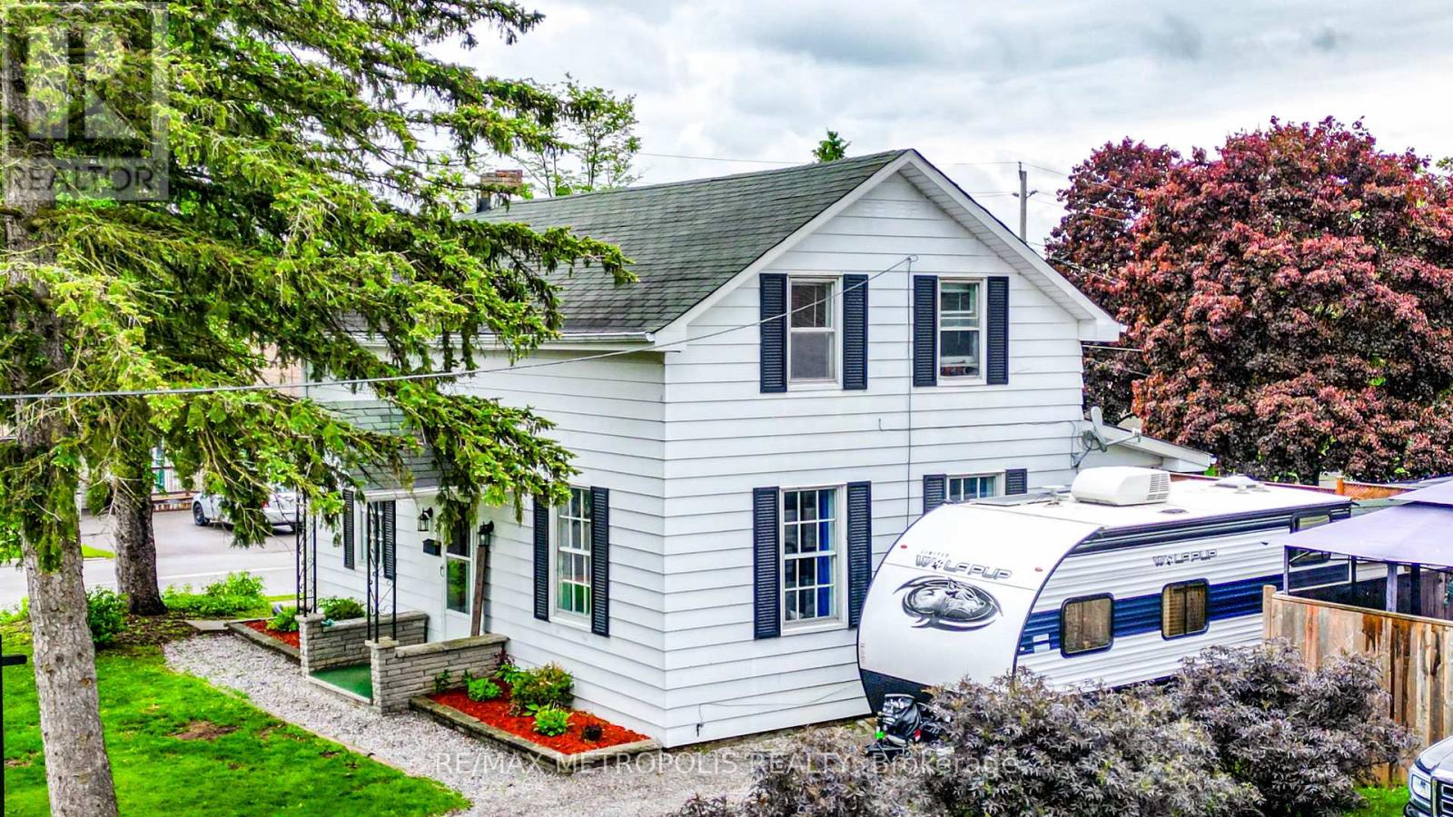 29 George Street E, Kawartha Lakes (Lindsay), Ontario  K9V 1W4 - Photo 12 - X12184751