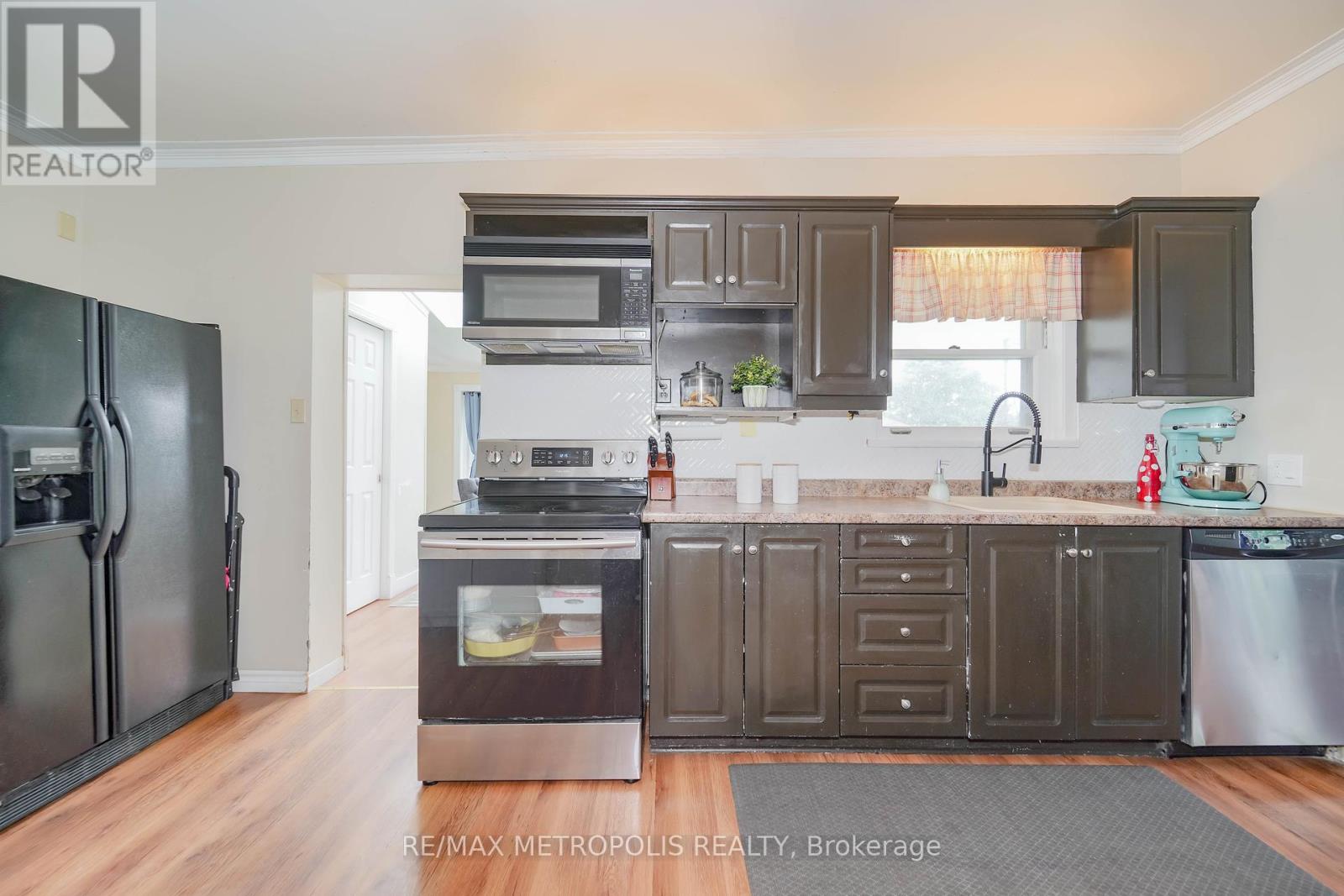 29 George Street E, Kawartha Lakes (Lindsay), Ontario  K9V 1W4 - Photo 21 - X12184751