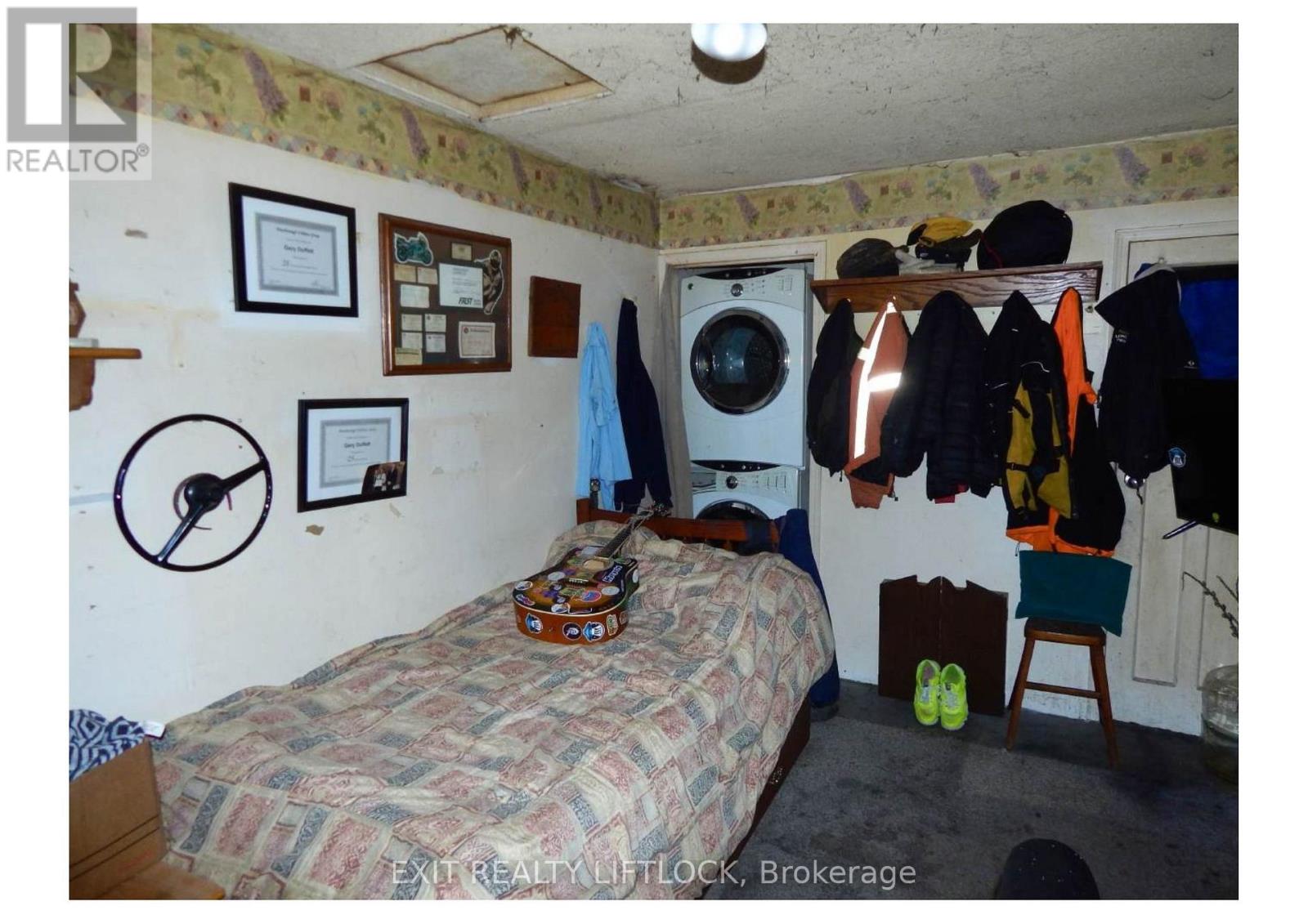 784 Duffus Street, Peterborough Central (South), Ontario  K9J 4K4 - Photo 11 - X12185024