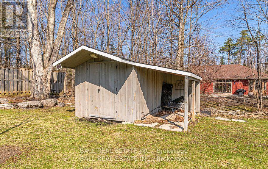 2756 Chalmers Avenue, Smith-Ennismore-Lakefield (Lakefield), Ontario  K0L 3G0 - Photo 18 - X12185040