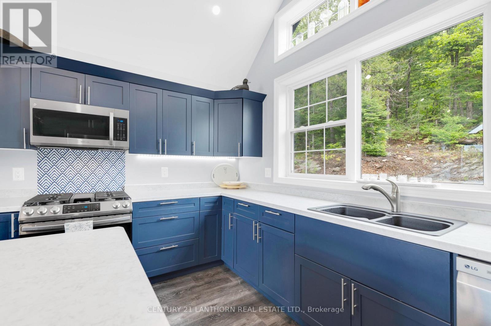 475 South Pine View Ridge Lane, Tudor & Cashel, Ontario  K0L 1W0 - Photo 8 - X12185140