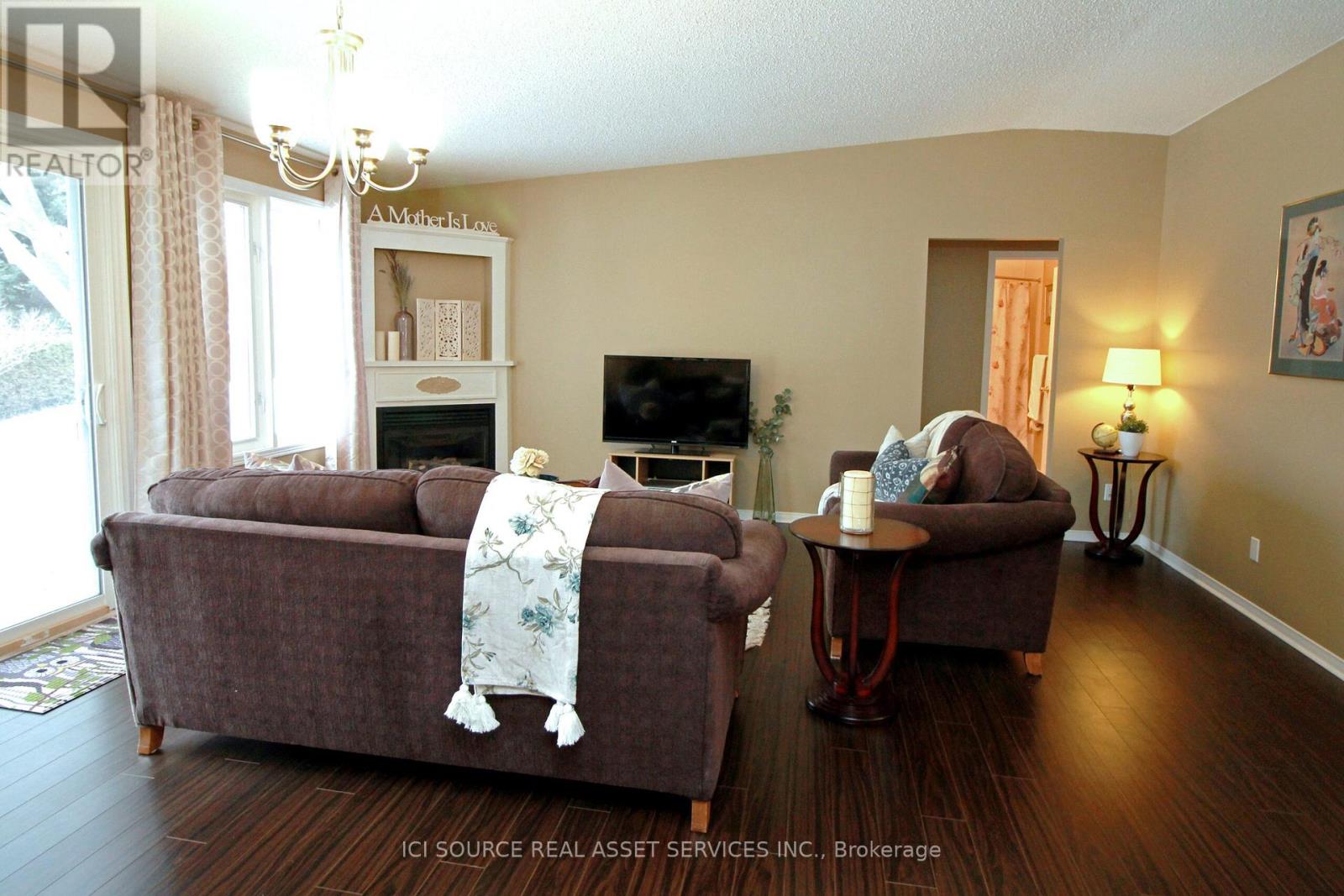85 Wilmot Trail, Clarington (Bowmanville), Ontario  L1B 1B8 - Photo 6 - E12185191