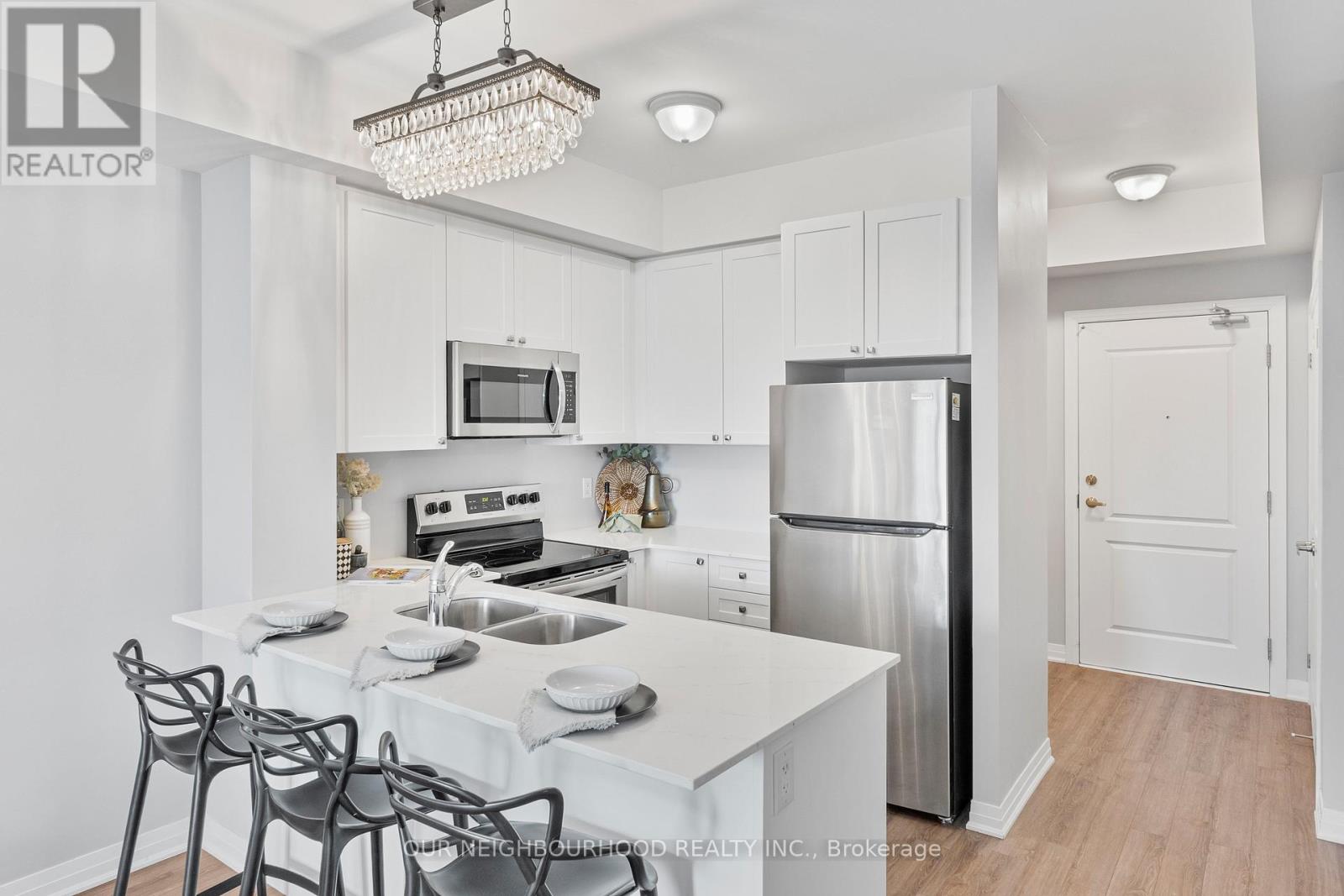 211 - 65 Shipway Avenue, Clarington (Newcastle), Ontario  L1B 0B7 - Photo 5 - E12185697