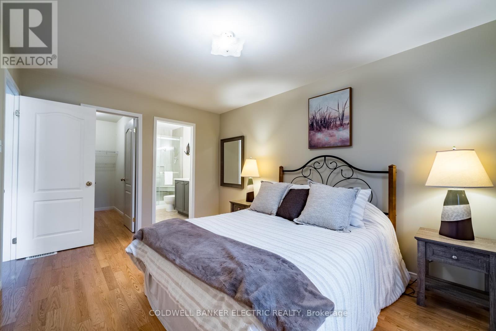 10 - 861 Wentworth Street, Peterborough West (Central), Ontario  K9J 8R7 - Photo 12 - X12185719