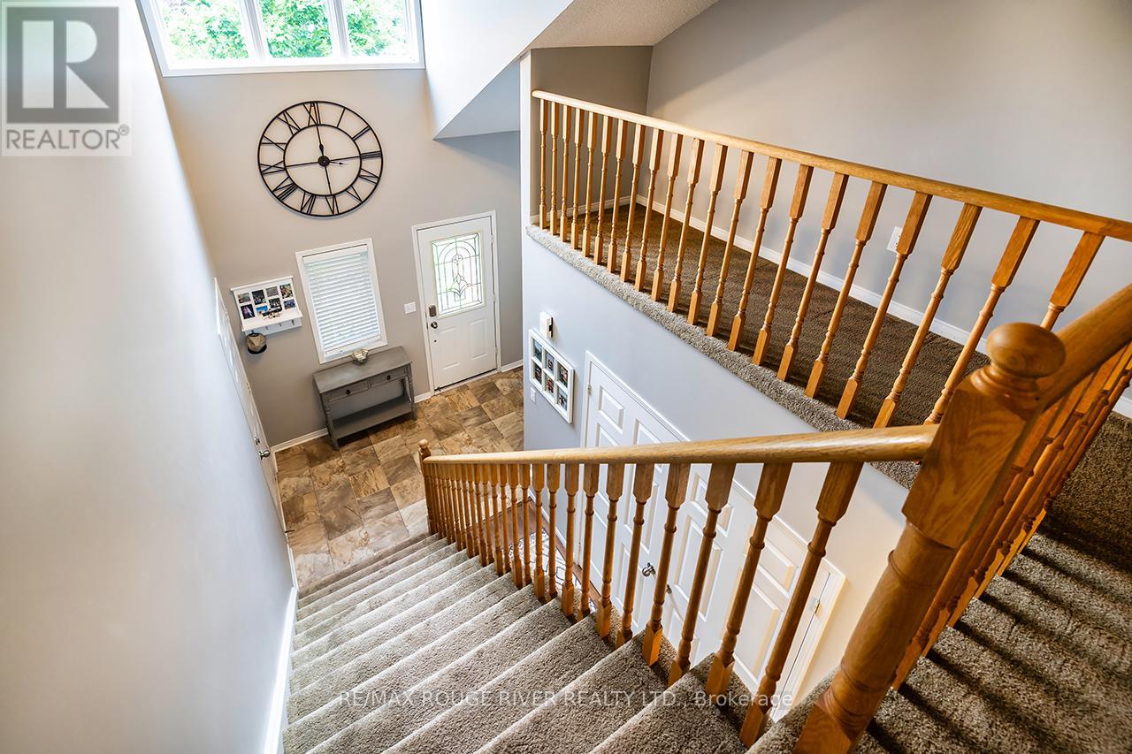 1330 Eagle Crescent, Peterborough West (North), Ontario  K9K 2K7 - Photo 16 - X12185552
