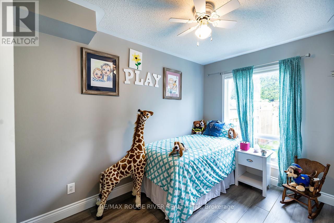 1330 Eagle Crescent, Peterborough West (North), Ontario  K9K 2K7 - Photo 20 - X12185552