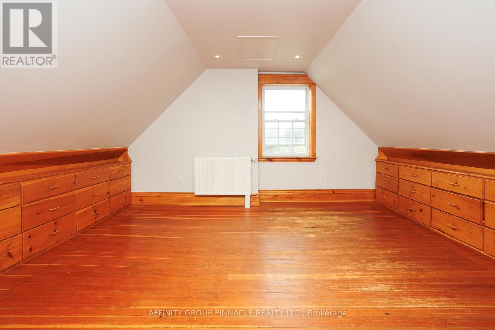 25 Francis Street, Kawartha Lakes (Lindsay), Ontario  K9V 5R8 - Photo 32 - X12185832