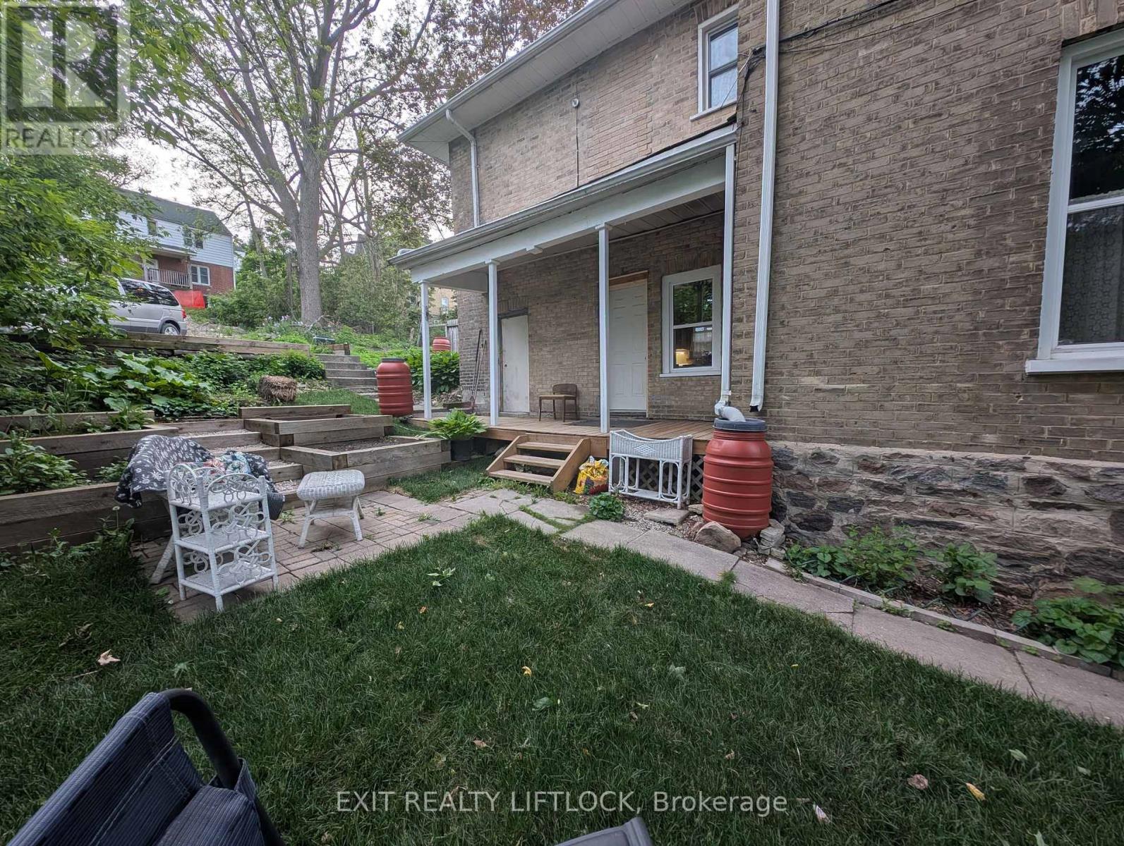 629 Aylmer Street N, Peterborough Central (North), Ontario  K9H 3X2 - Photo 5 - X12186342