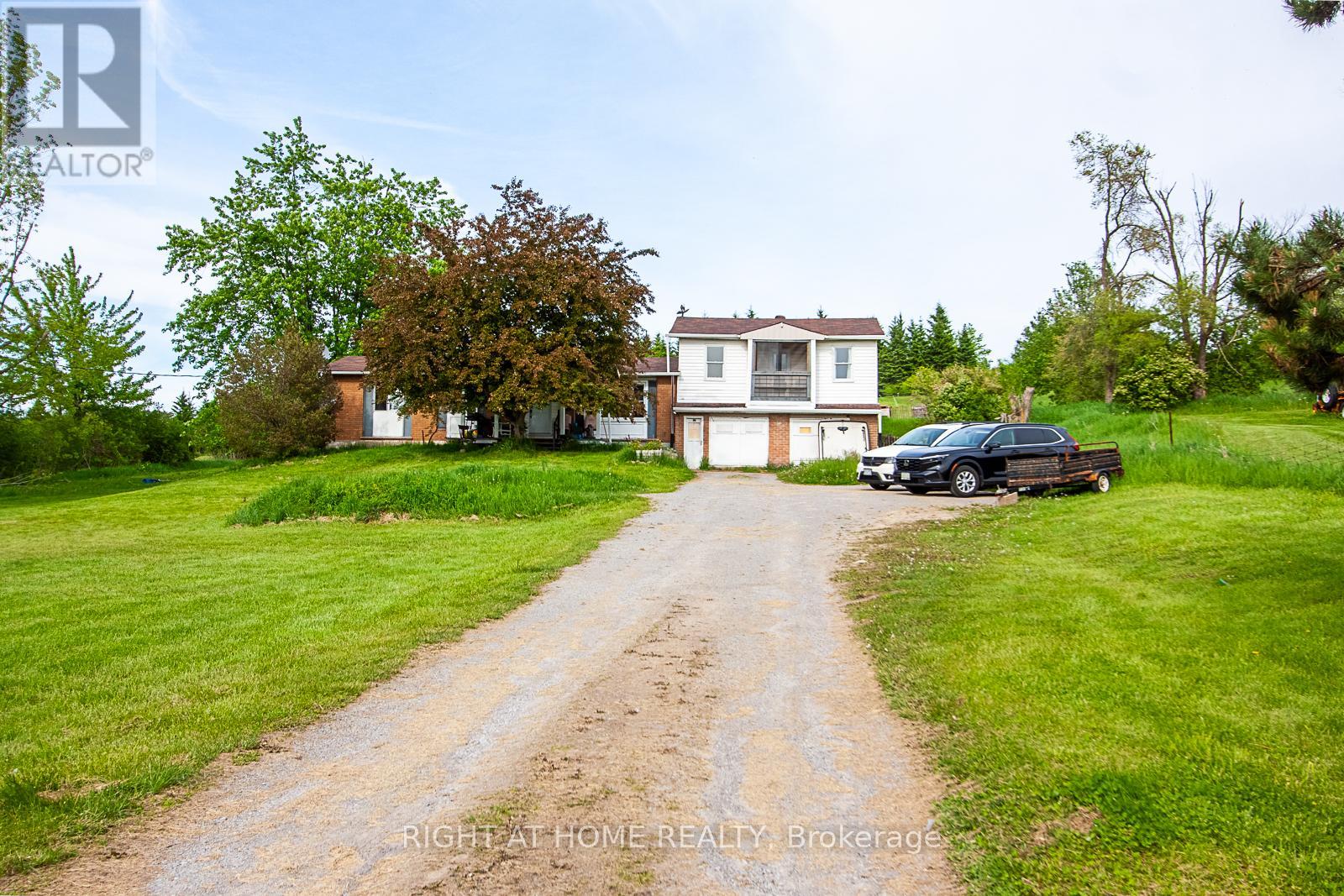 692 Emily Park Road, Kawartha Lakes (Emily), Ontario  K0L 2W0 - Photo 3 - X12187111