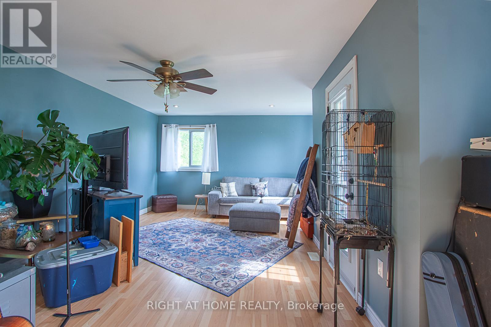 692 Emily Park Road, Kawartha Lakes (Emily), Ontario  K0L 2W0 - Photo 36 - X12187111