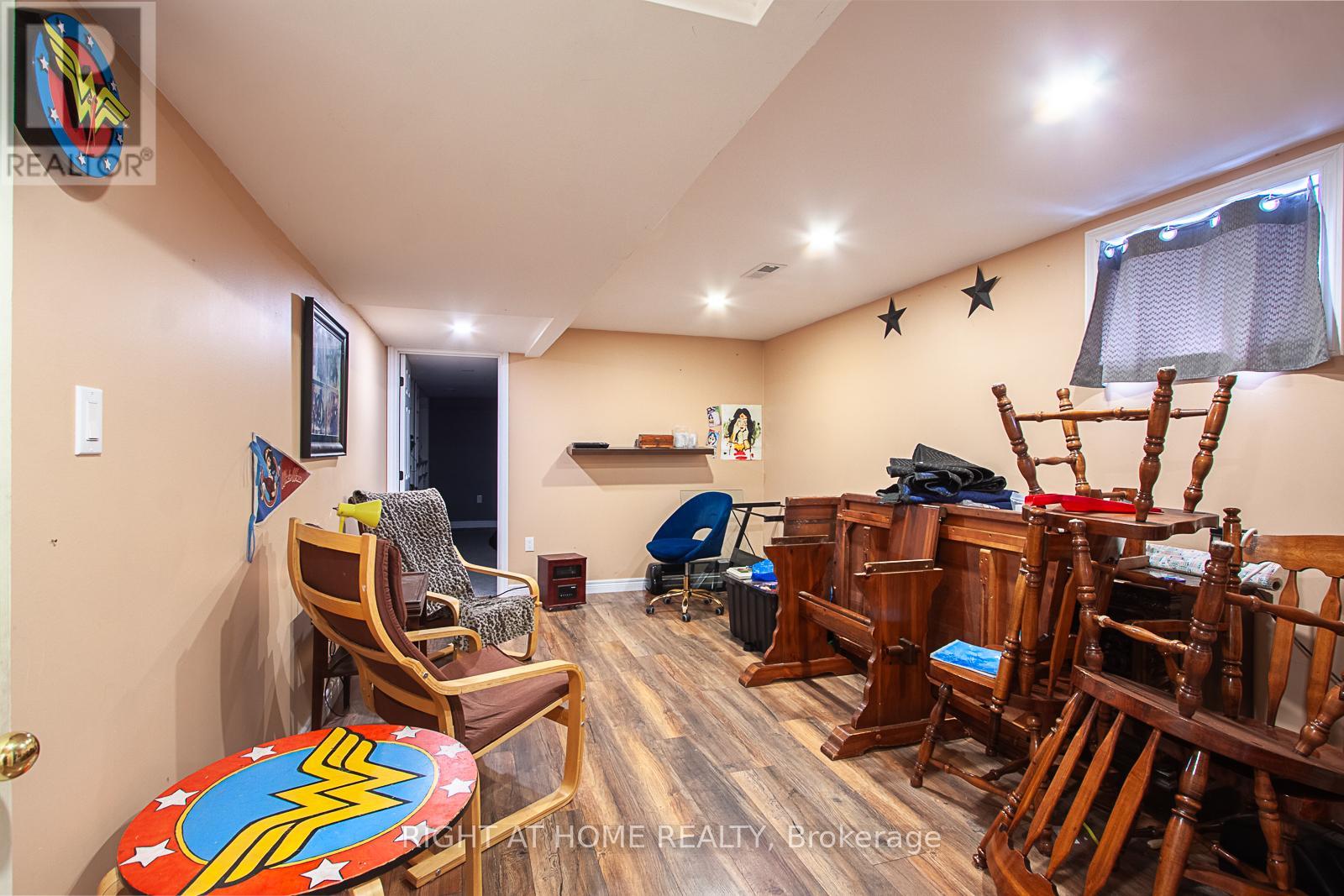 692 Emily Park Road, Kawartha Lakes (Emily), Ontario  K0L 2W0 - Photo 38 - X12187111